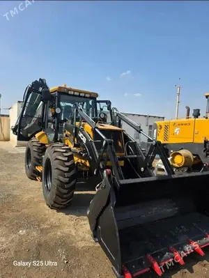 JCB 4CX ECO thumbnail 3