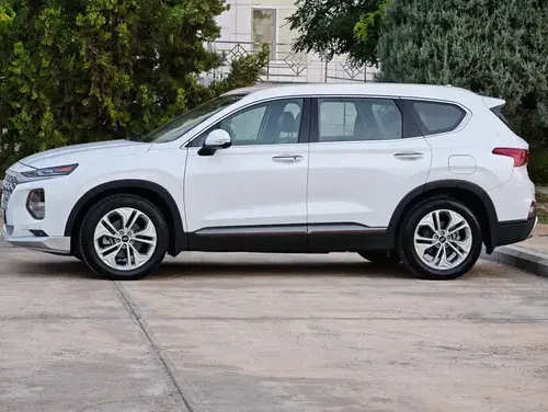 Hyundai Santa Fe — 3/10
