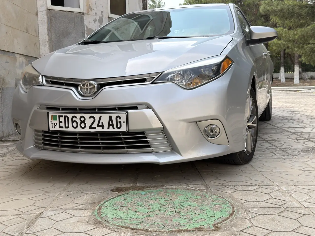 Toyota Corolla — 2/6
