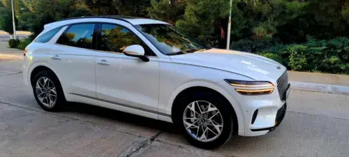 Genesis GV70 — 3/7