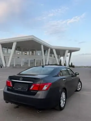 Lexus ES 350 thumbnail 6