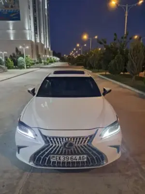 Lexus ES 350 thumbnail 2