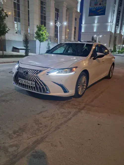 Lexus ES 350 — 3/6