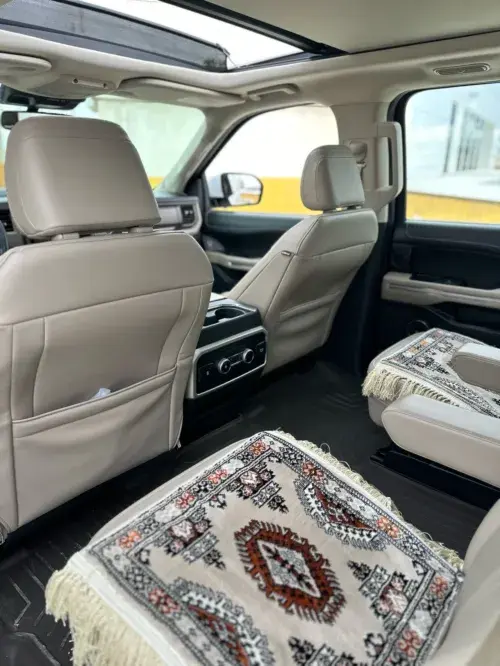 Ford Expedition — 5/8