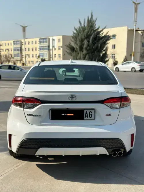 Toyota Corolla — 2/3