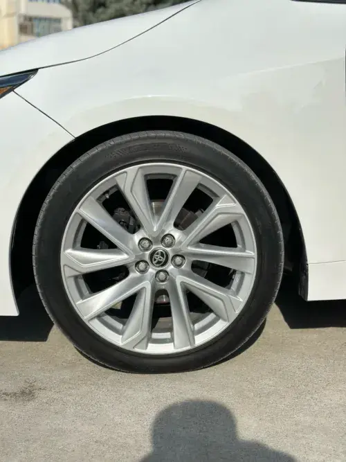 Toyota Corolla — 3/3