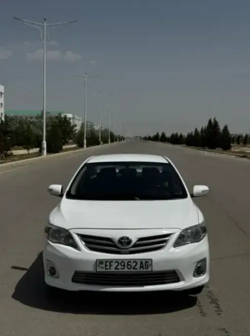 Toyota Corolla — 1/1