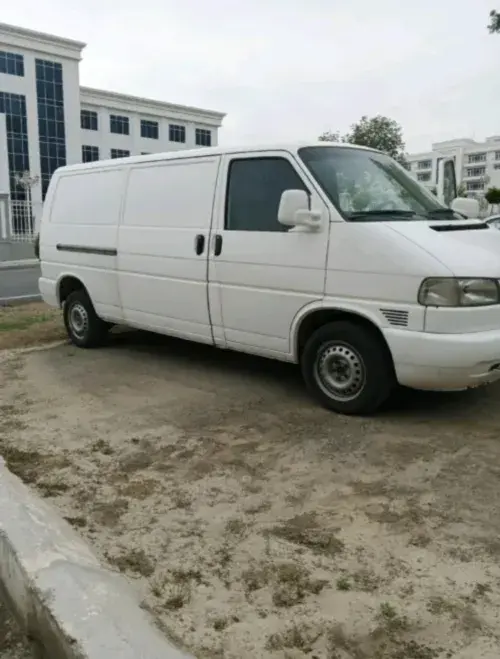 Volkswagen Taos — 1/1