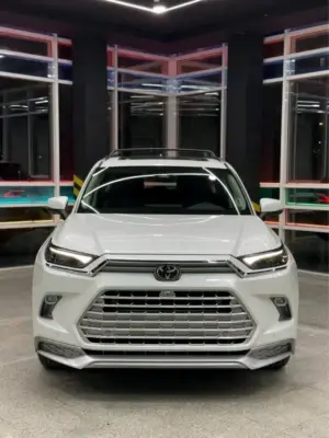 Toyota Grand Highlander thumbnail 1