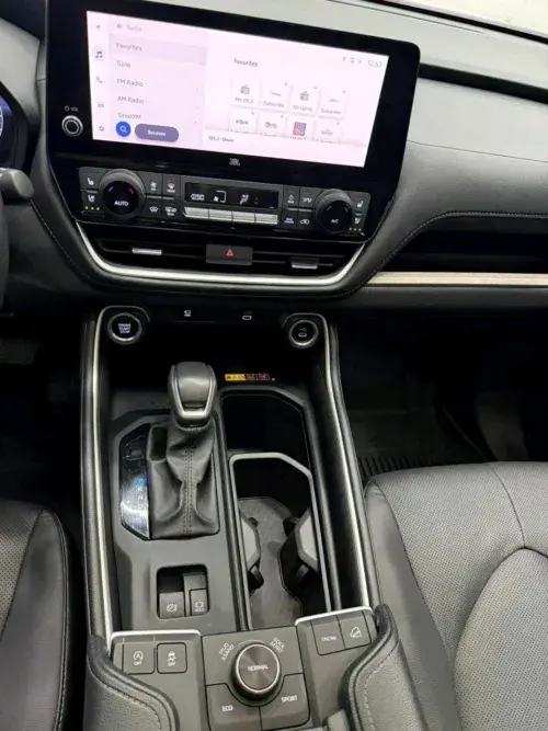Toyota Grand Highlander — 7/10