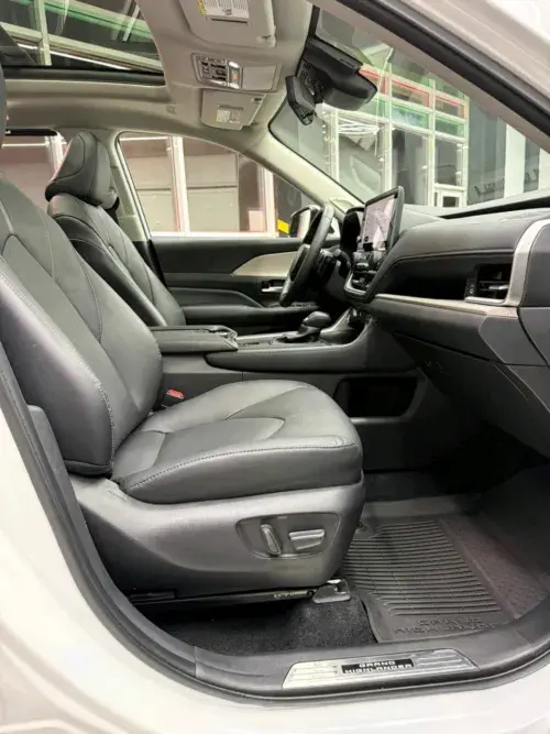 Toyota Grand Highlander — 9/10