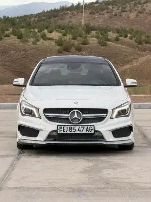 Mercedes-Benz C45 AMG thumbnail 1