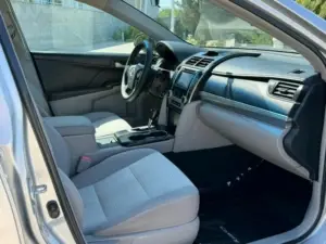 Toyota Camry thumbnail 5