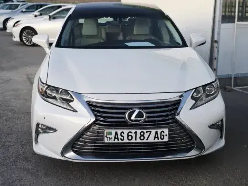 Lexus ES 350 — 3/8