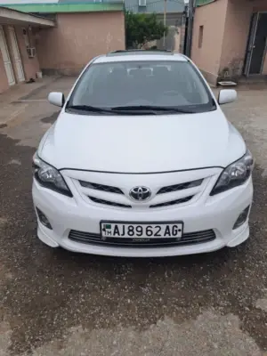 Toyota Corolla thumbnail 4