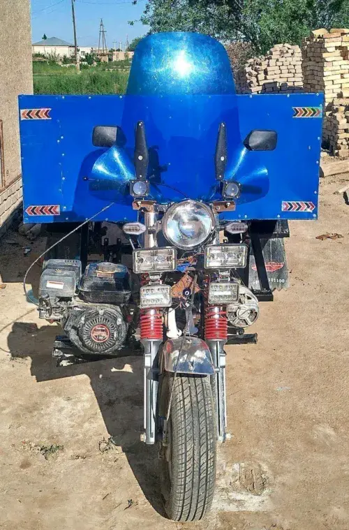 Ural 4320 — 1/4