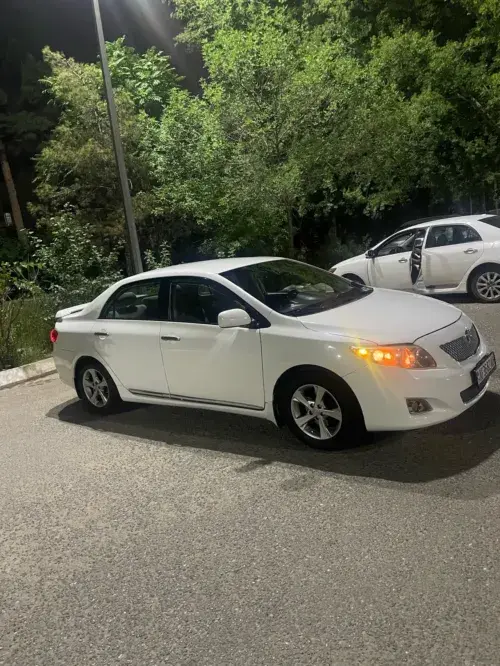 Toyota Corolla — 2/7