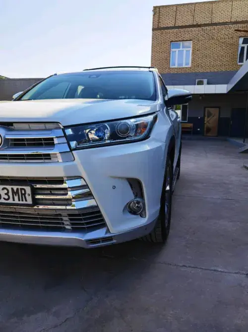 Toyota Highlander — 2/10