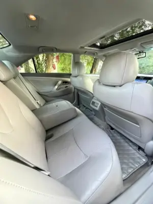 Toyota Camry thumbnail 11