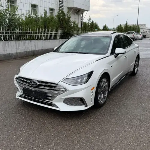 Hyundai Sonata — 1/10