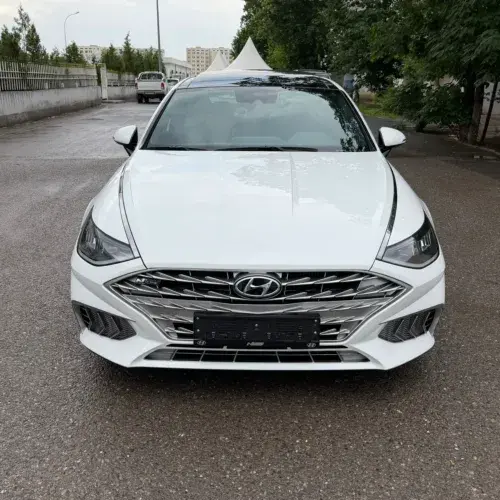 Hyundai Sonata — 2/10