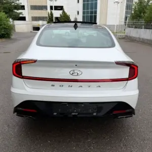 Hyundai Sonata thumbnail 6