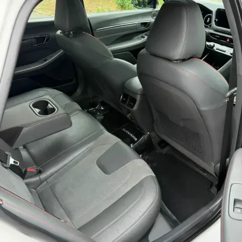 Hyundai Sonata — 7/10