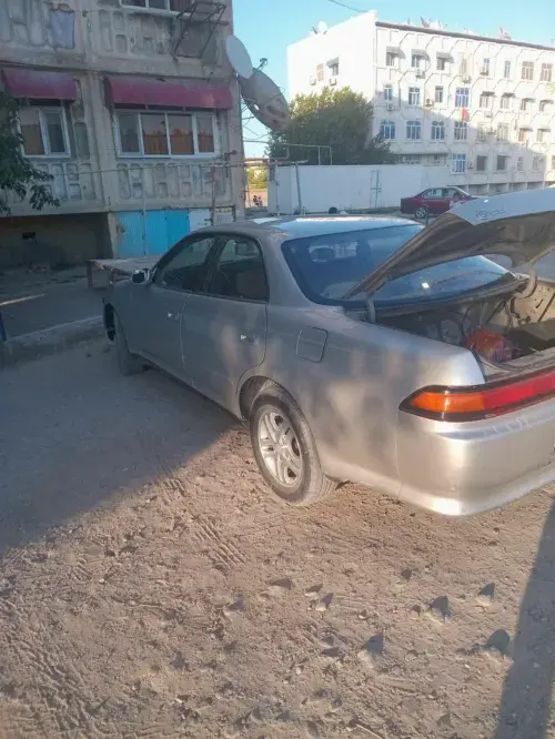 Toyota Mark II — 6/8