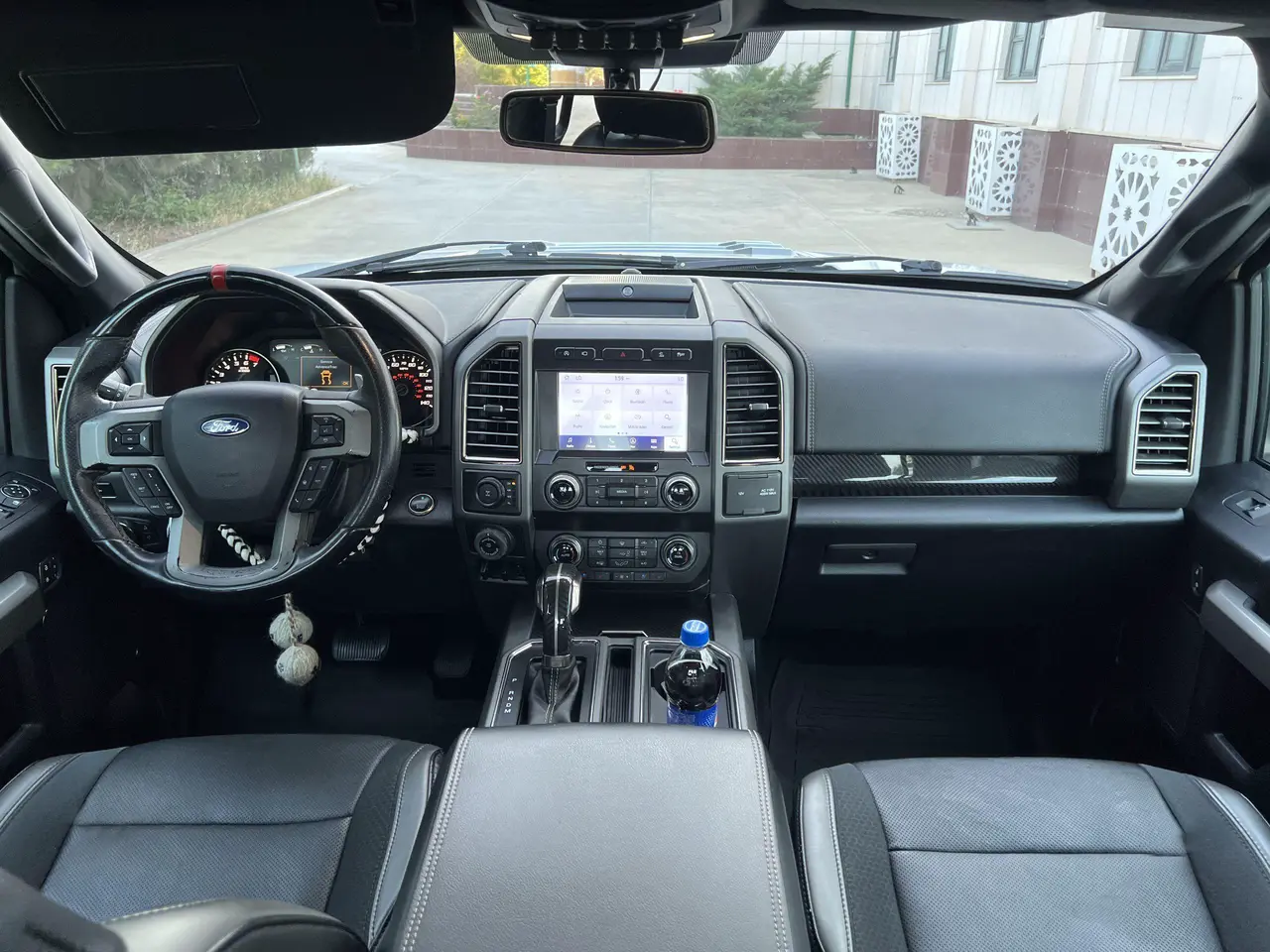 Ford F150 — 4/9