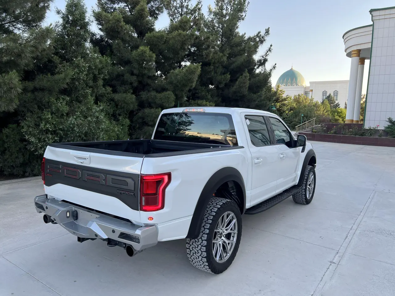 Ford F150 — 6/9