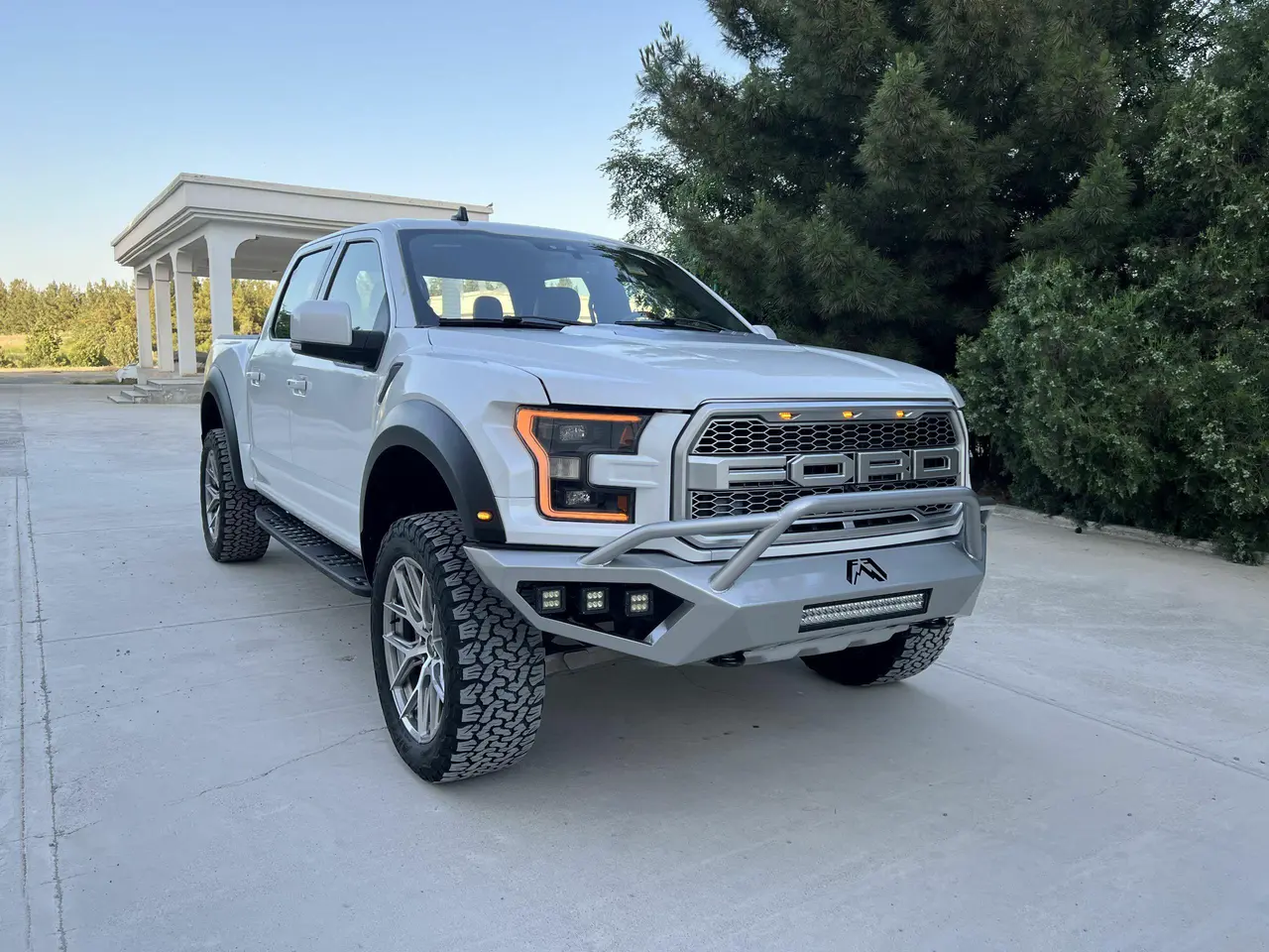 Ford F150 — 8/9