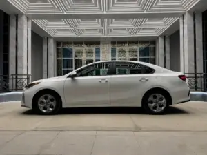 Kia Forte thumbnail 6