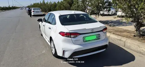 Toyota Corolla — 4/7