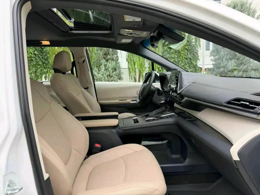 Toyota Sienna — 10/10