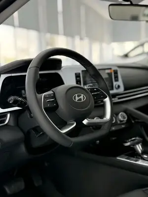 Hyundai Elantra thumbnail 7
