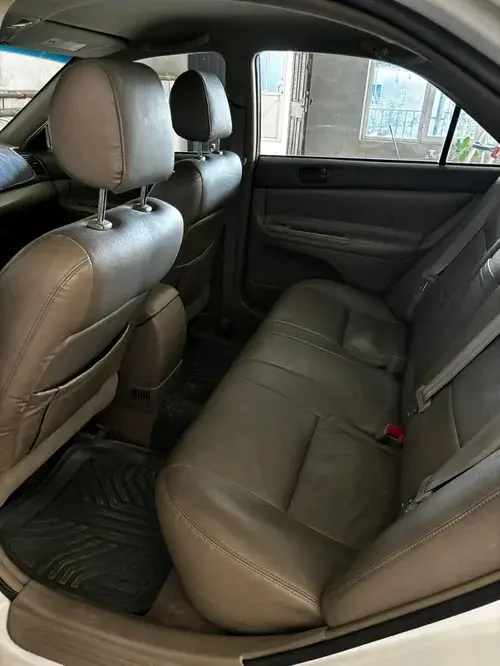 Toyota Camry — 4/10