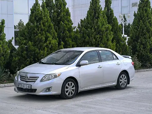 Toyota Corolla — 1/4