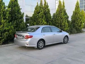 Toyota Corolla thumbnail 2